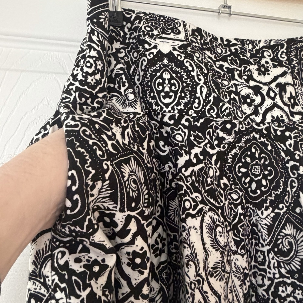 Ralph Lauren Skirt Womens Size 10 Black White Boho Floral Abstract Casual A-line - Picture 2 of 5